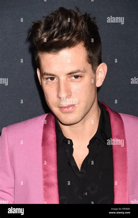 mark ronson singer.